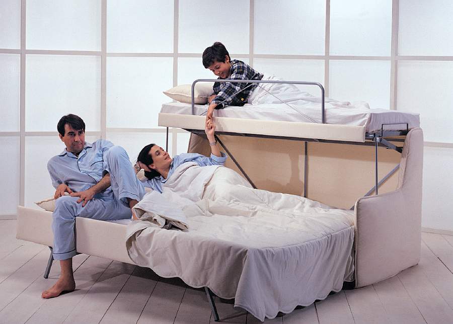 Sofá cama Family de Senntar, con tres cómodas plazas.